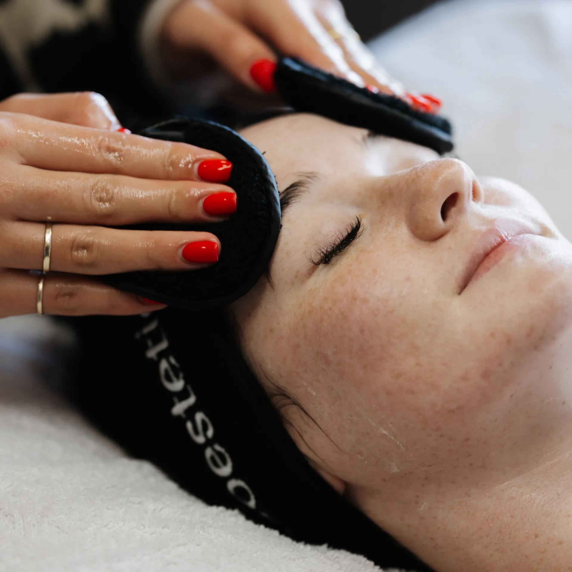 Elio Dermal Services 2